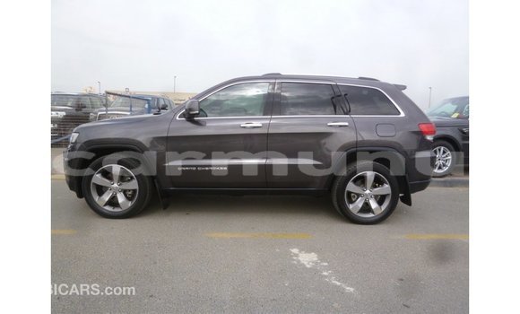 Buy Import Jeep Grand Cherokee Other Car in Import - Dubai in Region of Bouenza Buy Import Jeep Grand Cherokee Other Car in Import - Dubai in Region of Bouenza