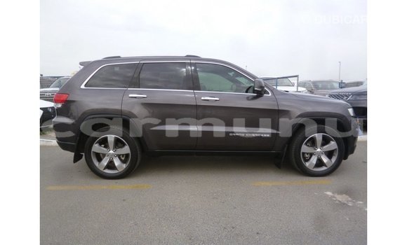 Buy Import Jeep Grand Cherokee Other Car in Import - Dubai in Region of Bouenza Buy Import Jeep Grand Cherokee Other Car in Import - Dubai in Region of Bouenza