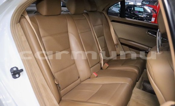 Buy Used Mercedes-Benz C-klasse AMG White Car in Brazzaville in Municipality of Brazzaville Buy Used Mercedes-Benz C-klasse AMG White Car in Brazzaville in Municipality of Brazzaville