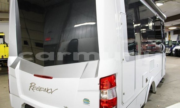 Buy Used Mercedes-Benz R–Class White Car in Brazzaville in Municipality of Brazzaville Buy Used Mercedes-Benz R–Class White Car in Brazzaville in Municipality of Brazzaville