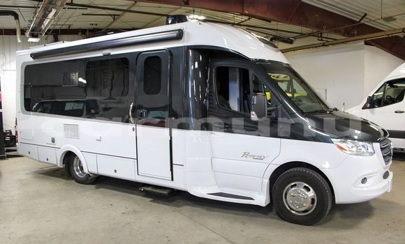 Buy Used Mercedes-Benz R–Class White Car in Brazzaville in Municipality of Brazzaville Buy Used Mercedes-Benz R–Class White Car in Brazzaville in Municipality of Brazzaville