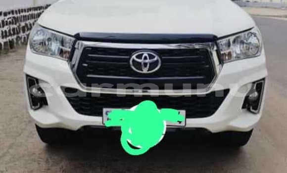 Acheter Occasion Voiture Toyota Hiluxe VIGO Blanc à Brazzaville, Commune de Brazzaville Acheter Occasion Voiture Toyota Hiluxe VIGO Blanc à Brazzaville, Commune de Brazzaville