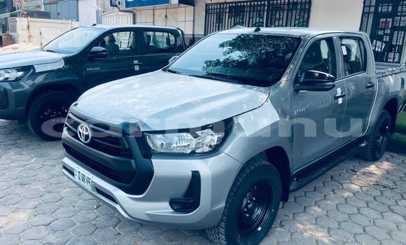 Acheter Neuf Voiture Toyota Hiluxe VIGO Blanc à Brazzaville, Commune de Brazzaville Acheter Neuf Voiture Toyota Hiluxe VIGO Blanc à Brazzaville, Commune de Brazzaville