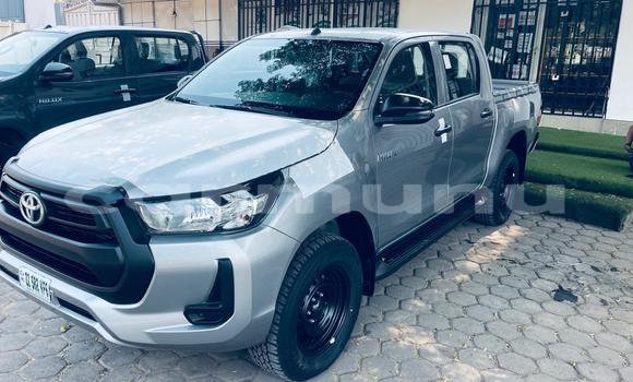Acheter Neuf Voiture Toyota Hiluxe VIGO Blanc à Brazzaville, Commune de Brazzaville Acheter Neuf Voiture Toyota Hiluxe VIGO Blanc à Brazzaville, Commune de Brazzaville