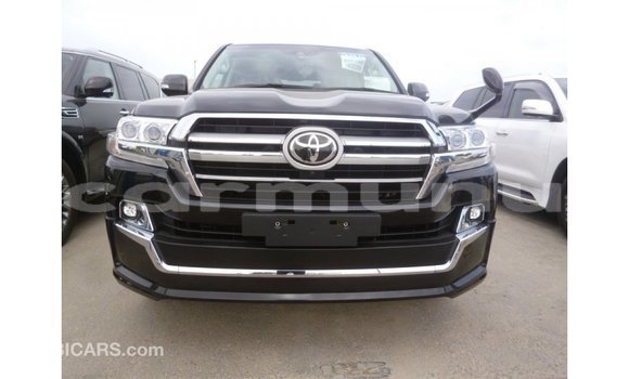 Acheter Import Voiture Toyota Land Cruiser Noir à Import - Dubai, Région de la Bouenza Acheter Import Voiture Toyota Land Cruiser Noir à Import - Dubai, Région de la Bouenza