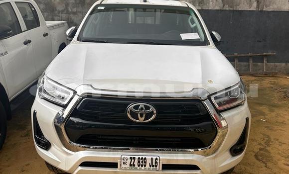 Acheter Neuf Voiture Toyota Hiluxe Revo Blanc à Brazzaville, Commune de Brazzaville Acheter Neuf Voiture Toyota Hiluxe Revo Blanc à Brazzaville, Commune de Brazzaville