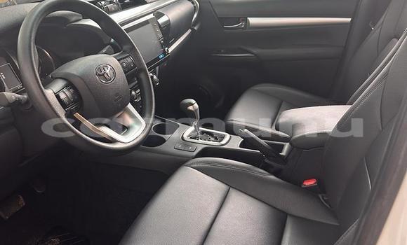 Acheter Neuf Voiture Toyota Hiluxe Revo Blanc à Brazzaville, Commune de Brazzaville Acheter Neuf Voiture Toyota Hiluxe Revo Blanc à Brazzaville, Commune de Brazzaville