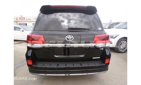 Acheter Import Voiture Toyota Land Cruiser Noir à Import - Dubai, Région de la Bouenza Acheter Import Voiture Toyota Land Cruiser Noir à Import - Dubai, Région de la Bouenza
