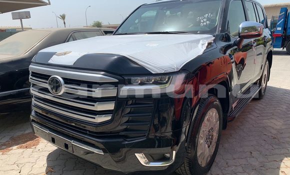 Buy Used Toyota Land Cruiser Black Car in Brazzaville in Municipality of Brazzaville Buy Used Toyota Land Cruiser Black Car in Brazzaville in Municipality of Brazzaville