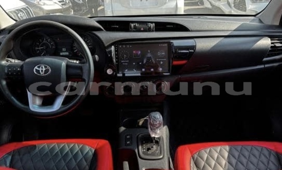 Acheter Occasion Voiture Toyota Hilux Noir à Brazzaville, Commune de Brazzaville Acheter Occasion Voiture Toyota Hilux Noir à Brazzaville, Commune de Brazzaville
