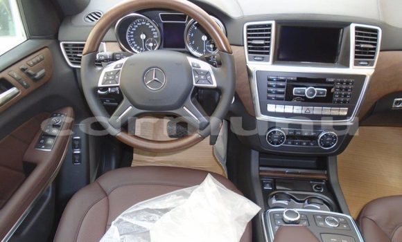 Buy Used Mercedes-Benz GL-klasse AMG White Car in Brazzaville in Municipality of Brazzaville Buy Used Mercedes-Benz GL-klasse AMG White Car in Brazzaville in Municipality of Brazzaville