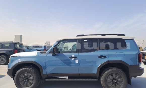 Acheter Neuf Voiture Toyota Land Cruiser Prado Bleu à Brazzaville, Commune de Brazzaville Acheter Neuf Voiture Toyota Land Cruiser Prado Bleu à Brazzaville, Commune de Brazzaville