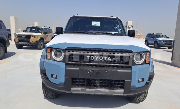 Acheter Occasion Voiture Toyota Prado Noir à Brazzaville, Commune de Brazzaville Acheter Occasion Voiture Toyota Prado Noir à Brazzaville, Commune de Brazzaville