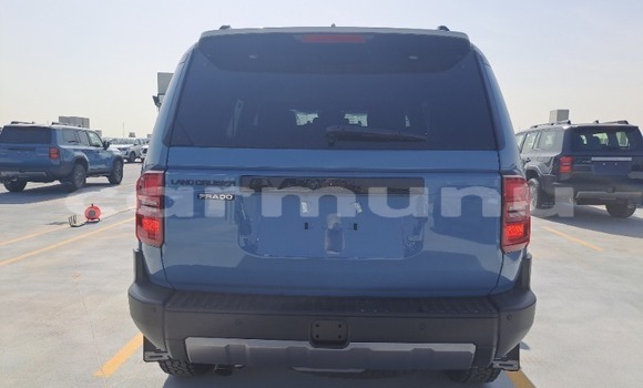 Acheter Neuf Voiture Toyota Prado Bleu à Brazzaville, Commune de Brazzaville Acheter Neuf Voiture Toyota Prado Bleu à Brazzaville, Commune de Brazzaville