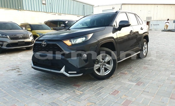 Acheter Occasion Voiture Toyota RAV4 Noir à Brazzaville, Commune de Brazzaville Acheter Occasion Voiture Toyota RAV4 Noir à Brazzaville, Commune de Brazzaville