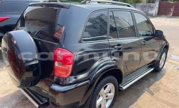 Acheter Occasion Voiture Toyota RAV4 Noir à Brazzaville, Commune de Brazzaville Acheter Occasion Voiture Toyota RAV4 Noir à Brazzaville, Commune de Brazzaville