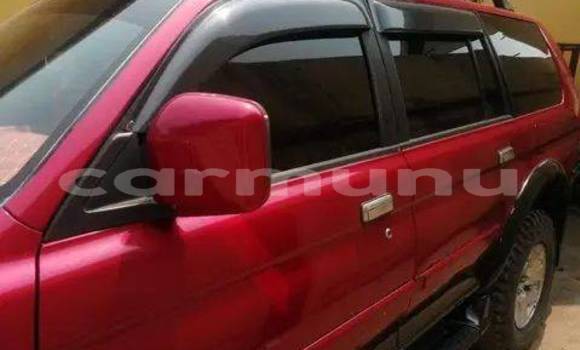 Acheter Occasion Voiture Mitsubishi Pajero Rouge à Brazzaville, Commune de Brazzaville Acheter Occasion Voiture Mitsubishi Pajero Rouge à Brazzaville, Commune de Brazzaville