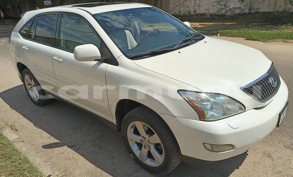 Acheter Occasion Voiture Lexus RX 330 Blanc à Brazzaville, Commune de Brazzaville Acheter Occasion Voiture Lexus RX 330 Blanc à Brazzaville, Commune de Brazzaville