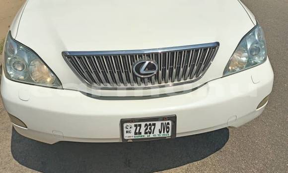 Acheter Occasion Voiture Lexus RX 330 Blanc à Brazzaville, Commune de Brazzaville Acheter Occasion Voiture Lexus RX 330 Blanc à Brazzaville, Commune de Brazzaville