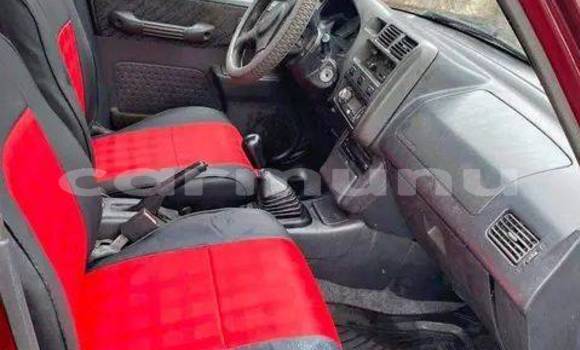 Acheter Occasion Voiture Toyota RAV4 Rouge à Brazzaville, Commune de Brazzaville Acheter Occasion Voiture Toyota RAV4 Rouge à Brazzaville, Commune de Brazzaville