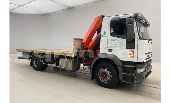 Buy Used IVECO Massif White Car in Black Point in Kouilou region Buy Used IVECO Massif White Car in Black Point in Kouilou region