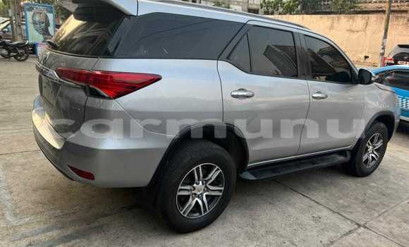 Acheter Occasion Voiture Toyota Fortuner Autre à Brazzaville, Commune de Brazzaville Acheter Occasion Voiture Toyota Fortuner Autre à Brazzaville, Commune de Brazzaville