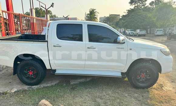 Acheter Occasion Voiture Toyota Hiluxe Revo Blanc à Brazzaville, Commune de Brazzaville Acheter Occasion Voiture Toyota Hiluxe Revo Blanc à Brazzaville, Commune de Brazzaville