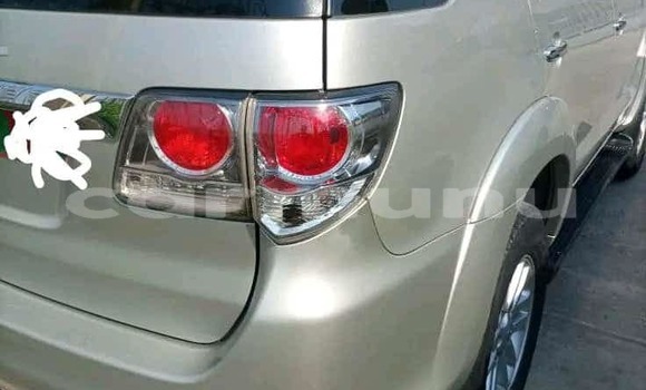 Acheter Occasion Voiture Toyota Fortuner Autre à Brazzaville, Commune de Brazzaville Acheter Occasion Voiture Toyota Fortuner Autre à Brazzaville, Commune de Brazzaville