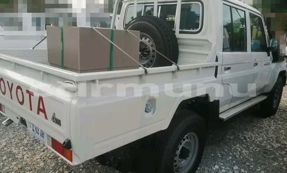 Acheter Neuf Voiture Toyota Pickup Blanc à Brazzaville, Commune de Brazzaville Acheter Neuf Voiture Toyota Pickup Blanc à Brazzaville, Commune de Brazzaville
