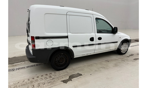 Buy Used Opel Zafira OPC White Car in Brazzaville in Municipality of Brazzaville Buy Used Opel Zafira OPC White Car in Brazzaville in Municipality of Brazzaville