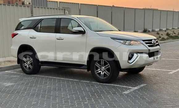 Buy Used Toyota Fortuner White Car in Brazzaville in Municipality of Brazzaville Buy Used Toyota Fortuner White Car in Brazzaville in Municipality of Brazzaville