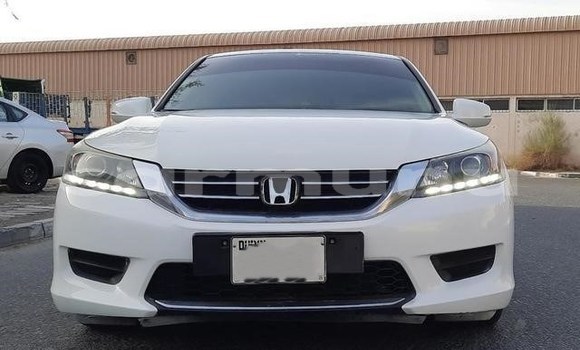 Buy Used Honda Accord White Car in Brazzaville in Municipality of Brazzaville Buy Used Honda Accord White Car in Brazzaville in Municipality of Brazzaville