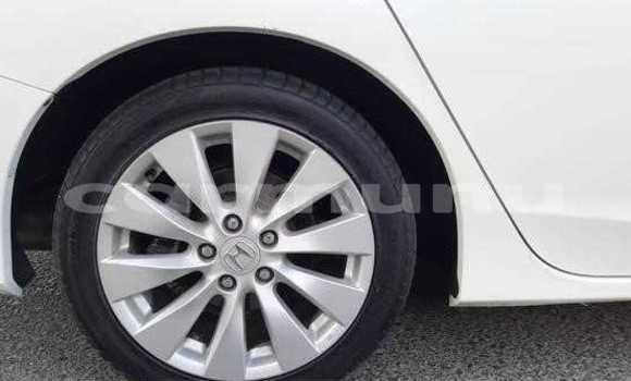 Buy Used Honda Accord White Car in Brazzaville in Municipality of Brazzaville Buy Used Honda Accord White Car in Brazzaville in Municipality of Brazzaville