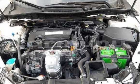 Buy Used Honda Accord White Car in Brazzaville in Municipality of Brazzaville Buy Used Honda Accord White Car in Brazzaville in Municipality of Brazzaville