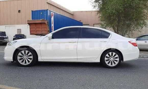 Buy Used Honda Accord White Car in Brazzaville in Municipality of Brazzaville Buy Used Honda Accord White Car in Brazzaville in Municipality of Brazzaville