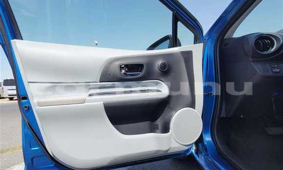Buy Used Toyota Prius Blue Car in Brazzaville in Municipality of Brazzaville Buy Used Toyota Prius Blue Car in Brazzaville in Municipality of Brazzaville