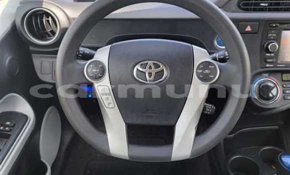 Buy Used Toyota Prius Blue Car in Brazzaville in Municipality of Brazzaville Buy Used Toyota Prius Blue Car in Brazzaville in Municipality of Brazzaville
