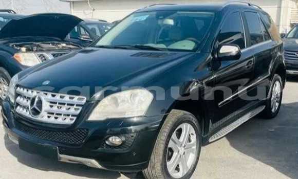 Buy Used Mercedes-Benz ML–Class Black Car in Brazzaville in Municipality of Brazzaville Buy Used Mercedes-Benz ML–Class Black Car in Brazzaville in Municipality of Brazzaville