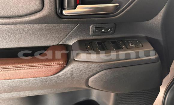 Acheter Neuf Voiture Toyota Prado Gris à Brazzaville, Commune de Brazzaville Acheter Neuf Voiture Toyota Prado Gris à Brazzaville, Commune de Brazzaville