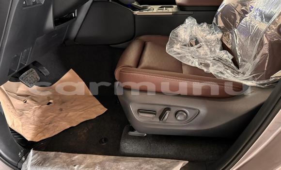 Acheter Neuf Voiture Toyota Prado Gris à Brazzaville, Commune de Brazzaville Acheter Neuf Voiture Toyota Prado Gris à Brazzaville, Commune de Brazzaville