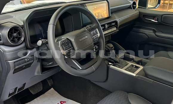 Acheter Neuf Voiture Toyota Prado Gris à Pointe–Noire, Région du Kouilou Acheter Neuf Voiture Toyota Prado Gris à Pointe–Noire, Région du Kouilou