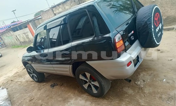 Acheter Occasion Voiture Toyota RAV4 Noir à Brazzaville, Commune de Brazzaville Acheter Occasion Voiture Toyota RAV4 Noir à Brazzaville, Commune de Brazzaville