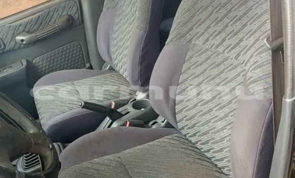 Acheter Occasion Voiture Toyota RAV4 Noir à Brazzaville, Commune de Brazzaville Acheter Occasion Voiture Toyota RAV4 Noir à Brazzaville, Commune de Brazzaville