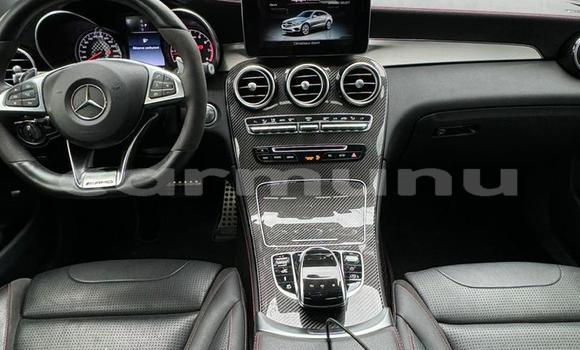 Acheter Neuf Voiture Mercedes Viano Blanc à Brazzaville, Commune de Brazzaville Acheter Neuf Voiture Mercedes Viano Blanc à Brazzaville, Commune de Brazzaville