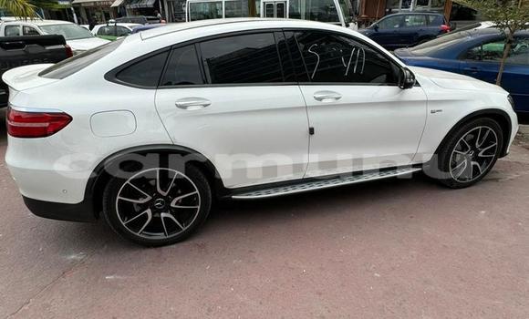 Acheter Neuf Voiture Mercedes Viano Blanc à Brazzaville, Commune de Brazzaville Acheter Neuf Voiture Mercedes Viano Blanc à Brazzaville, Commune de Brazzaville