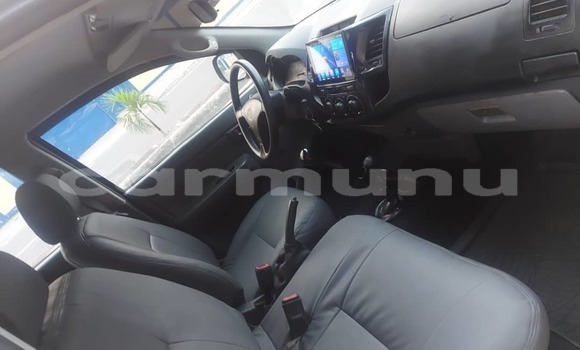 Acheter Occasion Voiture Toyota Hiluxe VIGO Gris à Brazzaville, Commune de Brazzaville Acheter Occasion Voiture Toyota Hiluxe VIGO Gris à Brazzaville, Commune de Brazzaville