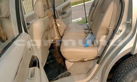 Acheter Occasion Voiture Toyota Fortuner Gris à Brazzaville, Commune de Brazzaville Acheter Occasion Voiture Toyota Fortuner Gris à Brazzaville, Commune de Brazzaville