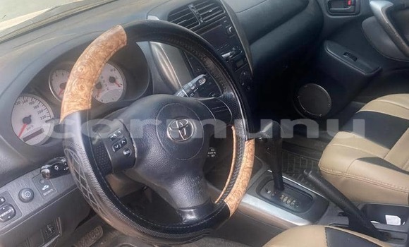 Acheter Occasion Voiture Toyota RAV4 Gris à Brazzaville, Commune de Brazzaville Acheter Occasion Voiture Toyota RAV4 Gris à Brazzaville, Commune de Brazzaville