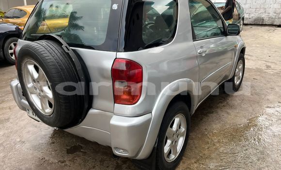 Acheter Occasion Voiture Toyota RAV4 Gris à Brazzaville, Commune de Brazzaville Acheter Occasion Voiture Toyota RAV4 Gris à Brazzaville, Commune de Brazzaville