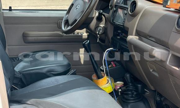 Acheter Occasion Voiture Toyota Land Cruiser Blanc à Brazzaville, Commune de Brazzaville Acheter Occasion Voiture Toyota Land Cruiser Blanc à Brazzaville, Commune de Brazzaville